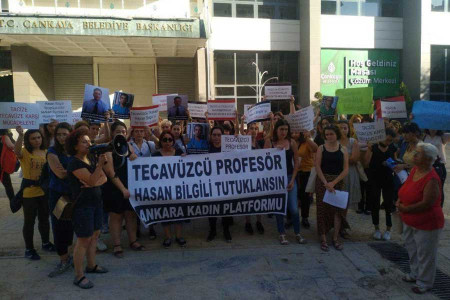 Tecavüz sanığı profesöre tutuksuz yargılama ödülü