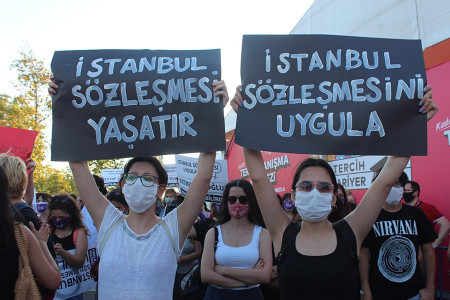 EŞİK: Kadına karşı sistematik şiddet işkencedir, seyretmeyin, görevinizi yapın!