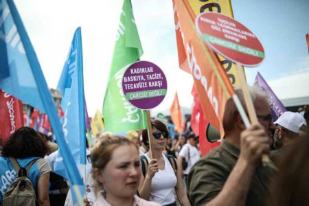 Kadın hukukçular: Kadınları ganimet gören zihniyete teslim olmayacağız