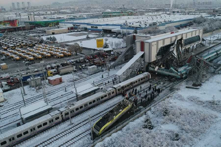 GÜNÜN İSYANI: İstifa edin!