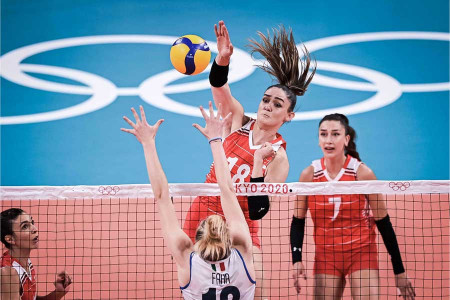 A Milli Kadın Voleybol Takımı, Arjantin’i 3-0 yenerek çeyrek finale yükseldi