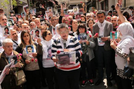 Cumartesi Anneleri: Kazanacağız!