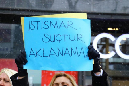 Cinsel istismar zanlısı Osman Çur, tahliye edildikten sonra davul zurna ile karşılandı