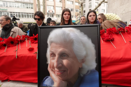 Sevim Belli son yolculuğuna uğurlandı: 'Mücadelemizde yaşatacağız'