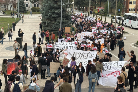 Özgürlük sloganı en çok bize dair