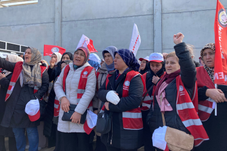 TTL Tütün'de greve çıkan işçiler: 'Ömrümüzü verdik, emekli bile olamadık'