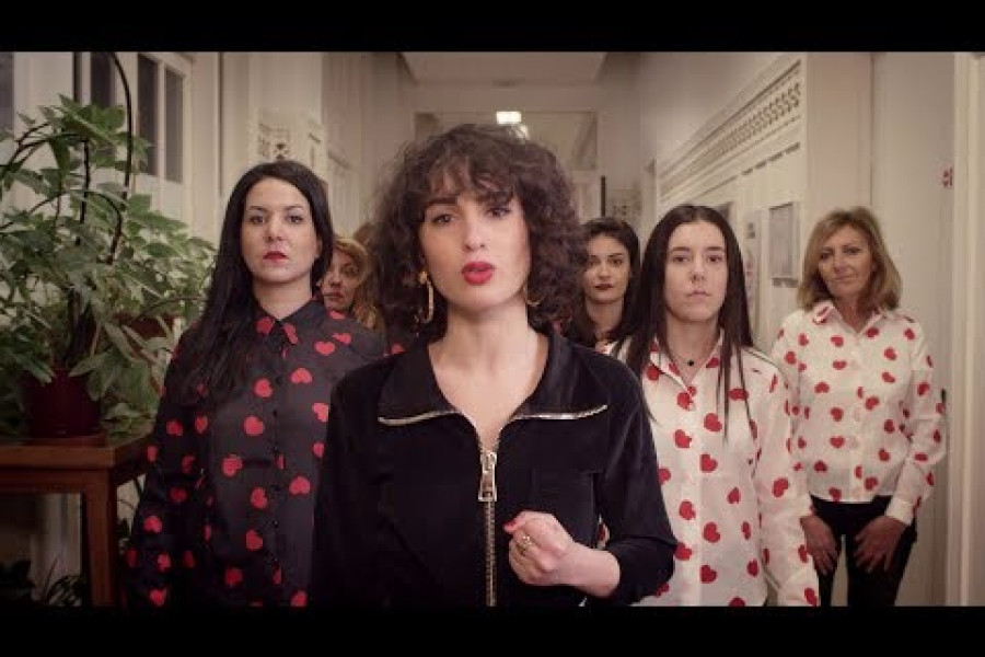 GÜNÜN ŞARKISI: Notes pour trop tard