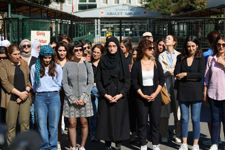 Diyarbakır’da Rojava ve Filistin için açıklama: Kadınlar barış istiyor