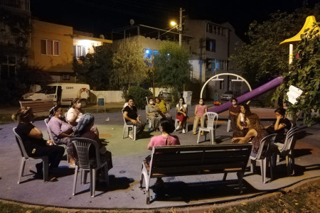 Naldökenli kadınlar ve BORKAD üyeleri İstanbul Sözleşmesi gündemiyle toplandı