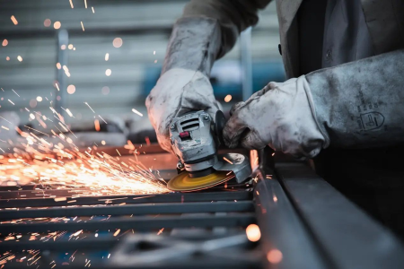 Geçim sorunu dört bir yanımızı kuşatıyor