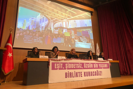 25 Kasım'ın ardından üniversiteli kadınlar buluştu: 'Şiddete karşı birlikte mücadele edelim'