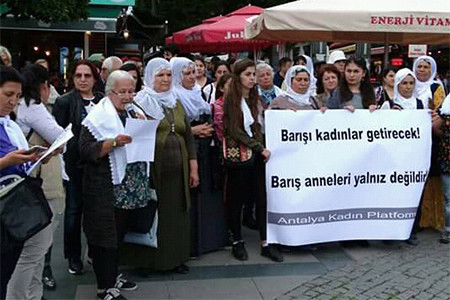 Antalya Kadın Platformu: Barış Anneleri yalnız değildir!