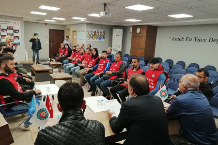Farplas'ta fabrika önü direnişi sonlandırıldı