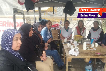 Tütün işçilerinin grevi sürüyor: ‘Buradaki her işçi KOAH riskiyle çalışıyor’