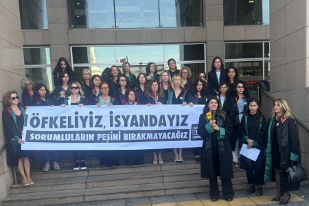 Değişim İçin Kadın Avukatlar: 'Sorumluların peşini bırakmayacağız'