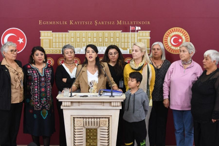 Okullarda ücretsiz yemek için ilettiğimiz on binlerce dilekçeyi ne yaptınız?