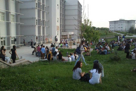 Üniversite öğrencilerinden Sofuoğluna tepki: Sessiz kalmamalıyız!