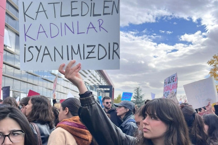 ‘Rektör istifa’: Öğrenciler güvenli kampüs için mücadelede