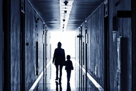 GÜNÜN RAKAMI: Cezaevlerinde 594 çocuk annesiyle kalıyor