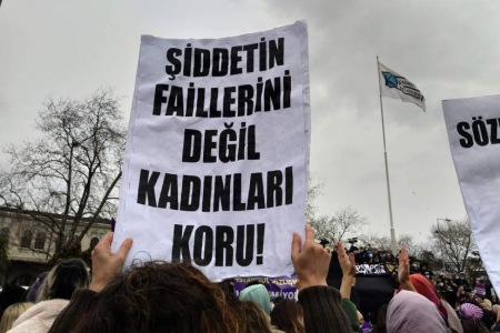 Esenyurt'ta bir erkek boşanmaya çalıştığı kadının evine ikinci kez saldırdı