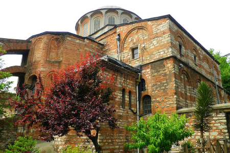Sanat tarihçisi Zehra Ergül Kaya Kariye'ye 'kadın' olduğu için alınmadı