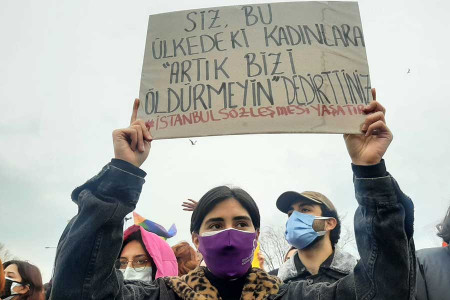 DİSK: İstanbul Sözleşmesi için omuz omuza mücadeleye devam!