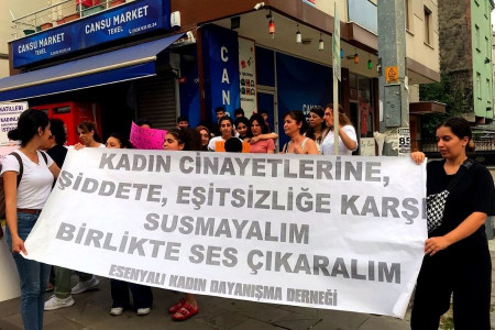 Birlikte yaşadığı kadını yaralayıp, annesini öldüren Yiğitsoy'a ağırlaştırılmış müebbet cezası verildi