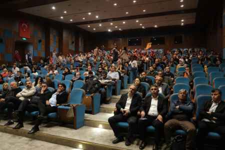 As Plastik işçilerinin eşleri: 'Ailelerin greve desteği kritik'