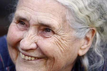 GÜNÜN KADINI: Doris Lessing