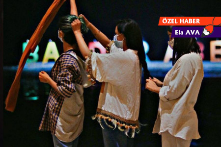 İran'da kadınlar mücadeleye rejim baskıya devam ediyor