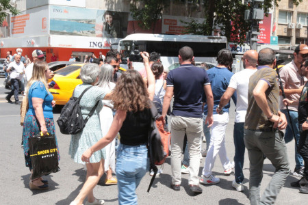 Ankara’daki İstanbul Sözleşmesi eyleminde KESK'li kadınlara ve gazetecilere polis şiddeti