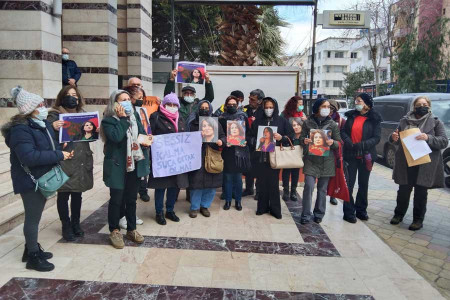 Kuşadası Kadın Platformu: Aysel için geç olmadan görevinizi yapın!