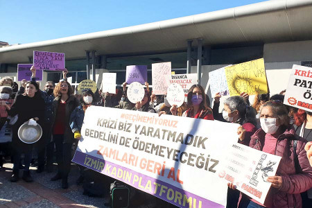 İzmir'de kadınlar zamları protesto etti: Krizi biz yaratmadık, bedelini de ödemeyeceğiz