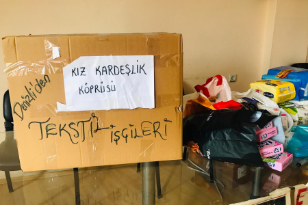 Denizli’deki tekstil işçisi kadınlardan Kız Kardeşlik Köprüsü’ne destek