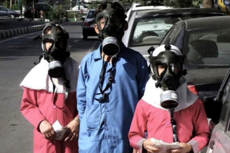 İran’da 4 çocuk kimyasal saldırı sonucu hayatını kaybetti | Kadınlar saldırılara karşı alanlara çıktı