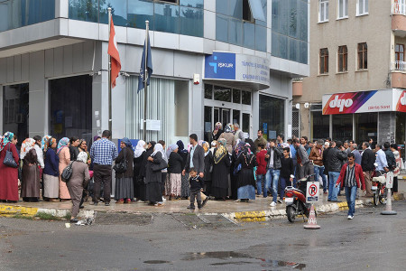 DİSK-AR: Geniş tanımlı kadın işsizliği yüzde 30