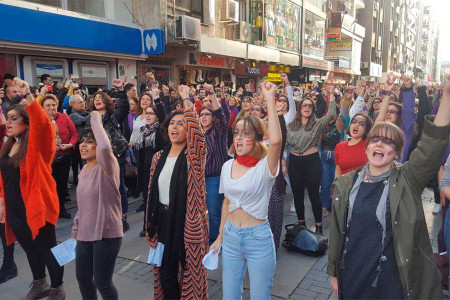 İzmir’de Las Tesis davası karar için ertelendi