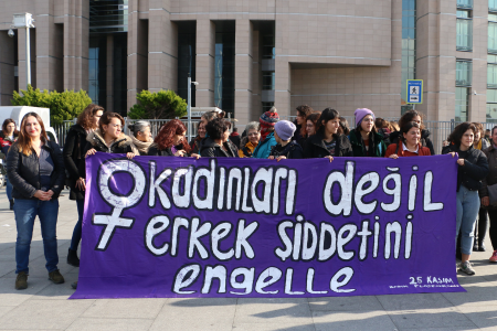 25 Kasım’daki polis şiddetine karşı kadınlardan ikinci suç duyurusu