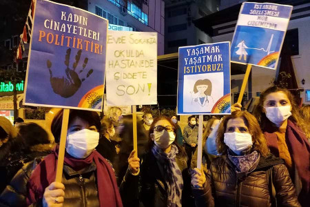 Ankara’da polis engeline rağmen kadınlar açıklama yaptı