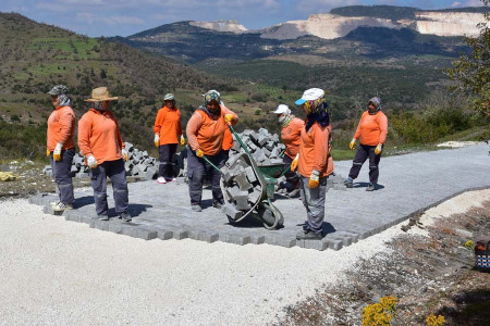 Typ’liler sürekli ve güvenceli iş istiyor