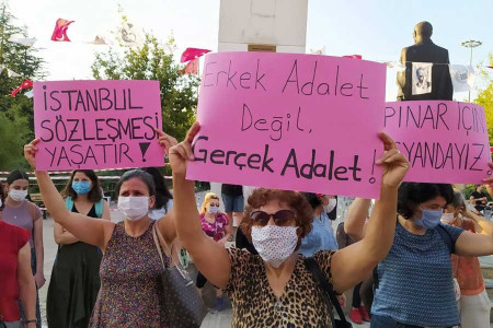 Av. Selin Nakıpoğlu: ‘AKP kadınlara savaş açmış durumda’