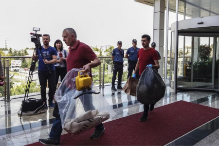 Şule Çet’in hayatını kaybettiği plazada inceleme yapıldı