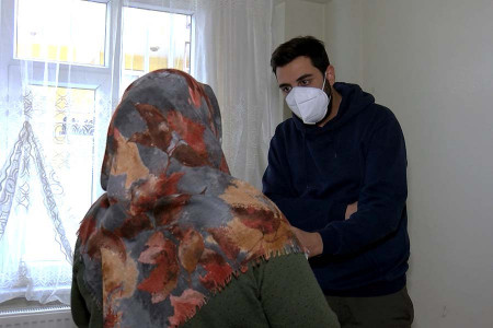 Kızlarını istismar eden eşinden boşanmak istedi, tehditler nedeniyle 9 aydır evinden çıkamıyor