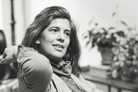 GÜNÜN ÖNERİSİ: Susan Sontag okunması gereken bir yazardır