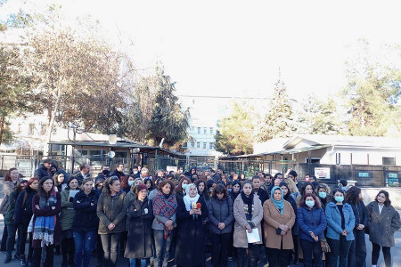 Diyarbakır'da yapılan gözaltılara karşı kadınlar sokakta: Kadınlar yılmayacak, mücadele sürecek