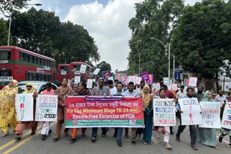 Bangladeş’te tekstil işçileri ayakta!