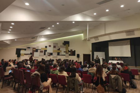 Üniversiteli kadınlar 25 Kasım öncesi forumda buluştu: 'Bir araya gelişleri çoğaltmalıyız'