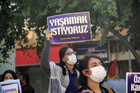 24 saatte 7 kadın eşleri ya da eski eşleri tarafından katledildi
