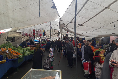 Güzeltepe mahalle pazarında kadınlara bir dokunduk bin ‘ah’ işittik: Çocuklarımıza iş istiyoruz