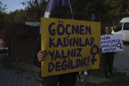 Savaştan kaçtık sömürünün kurbanı olduk